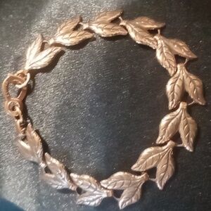 Renoir Vintage Copper leaf bracelet 7.5 long